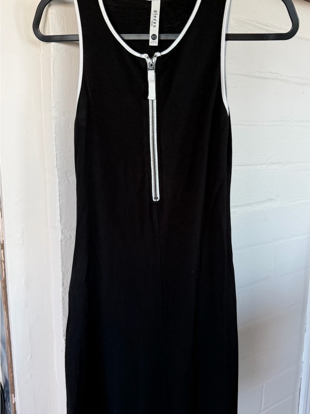 Kensie Black Dress with White Trim and Front Zip